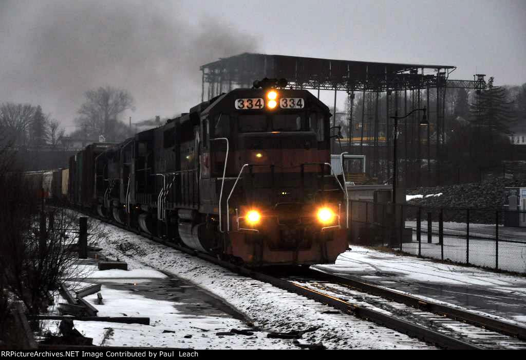 Manifest heads north on a dark morning